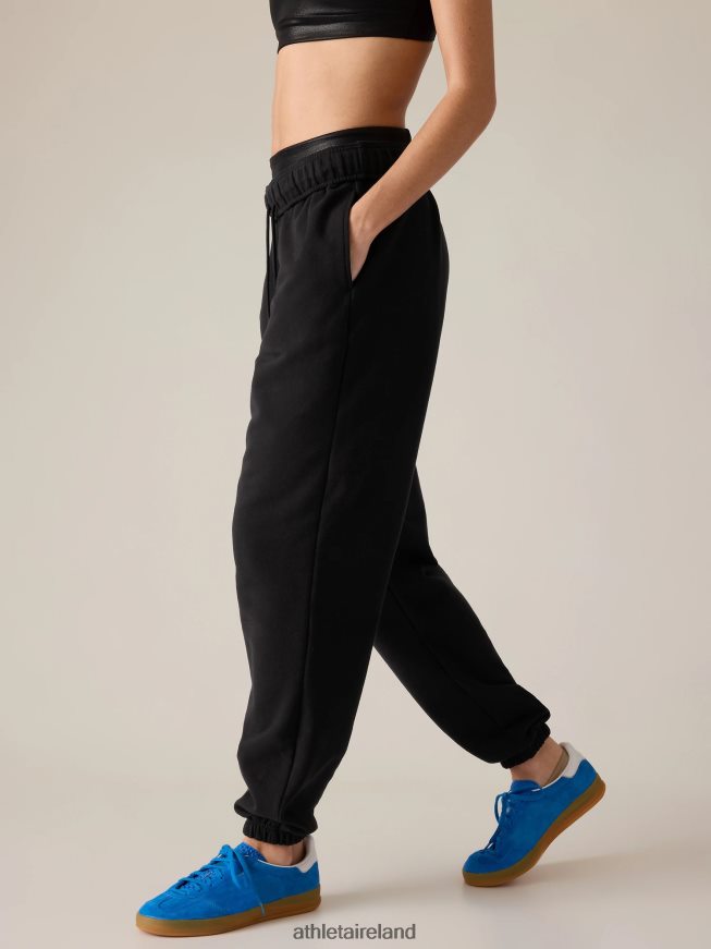 Clothing Athleta Forever Fleece Jogger Black Women TB826Z71